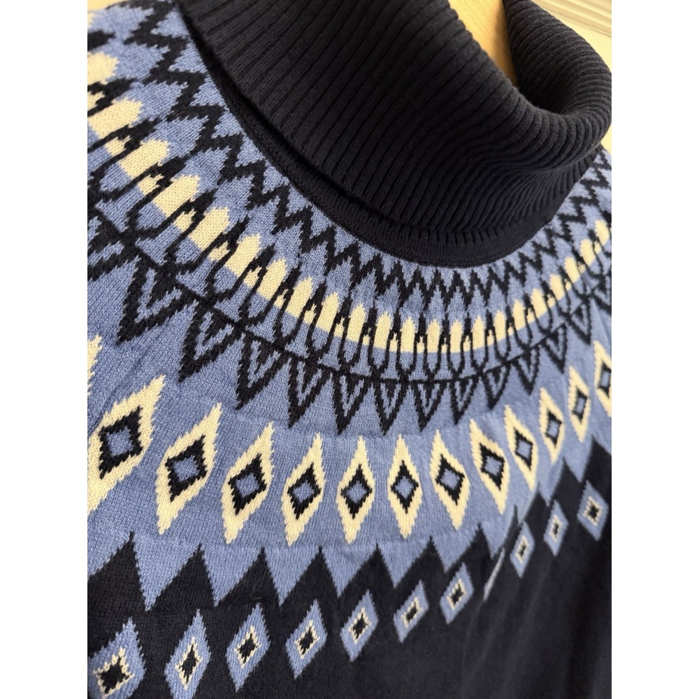L.L. Bean Women's Navy Fair Isle Cotton Cashmere Turtleneck Sweater Medium $80 - Picture 3 of 6